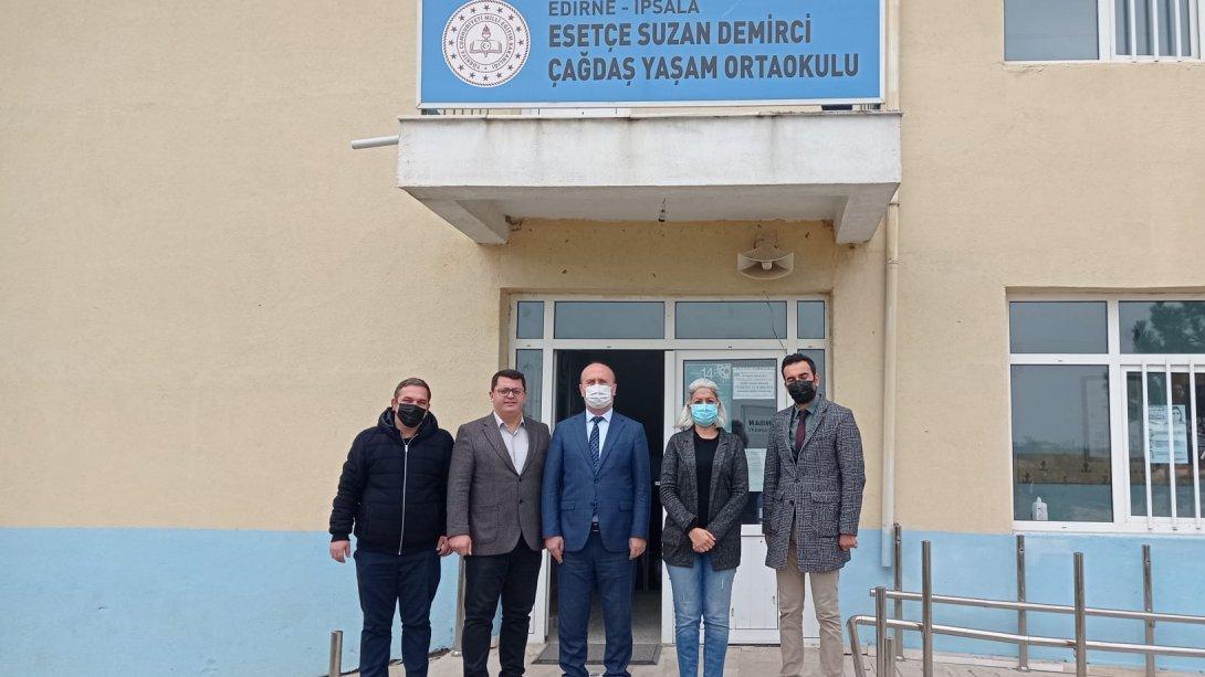 İlçe Milli Eğitim Müdürümüz Sayın Salih Mehmet Engin okul ziyaretlerine Esetçe Suzan Demirci Çağdaş Yaşam Ortaokulu ile devam etti.